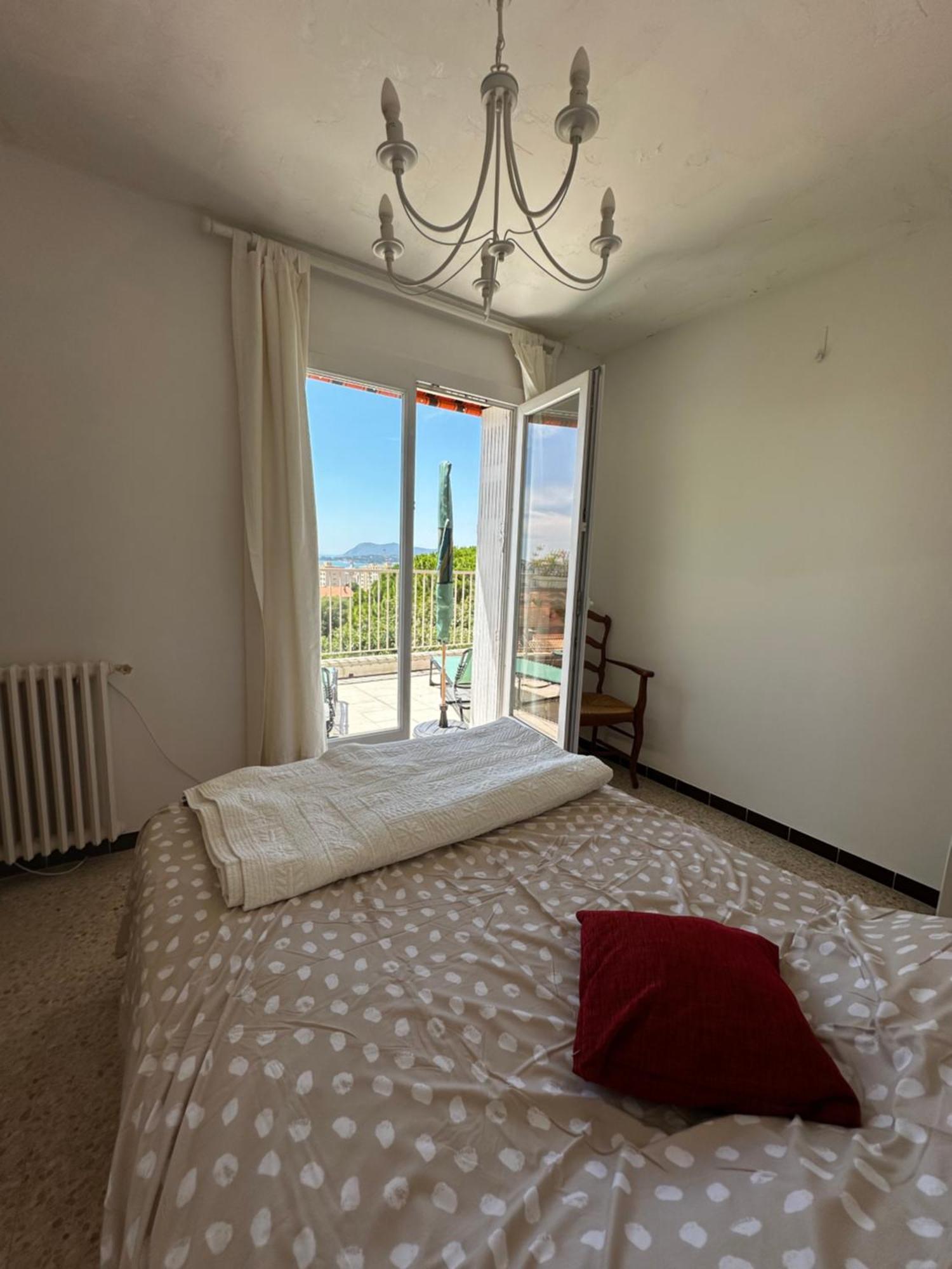 T4 Avec Terrasse Et Garage Prive Appartement Toulon Buitenkant foto